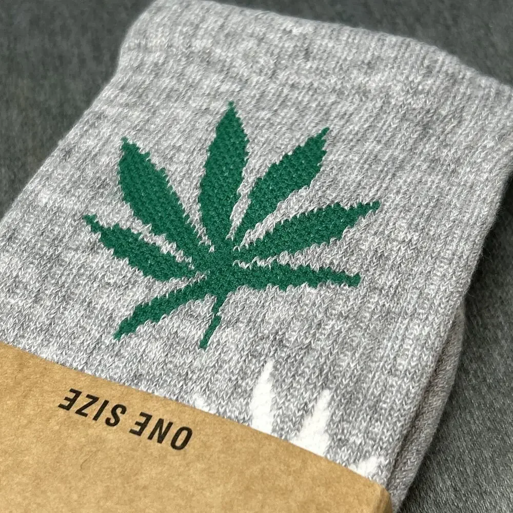NEW Pro M3 Weed Leaf Socks Grey Men's One Size Fits Most Novelty Crew Socks NWT